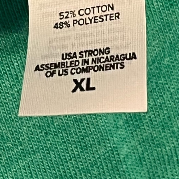 NWT- custom Disney Daisy Duck gingerbread Christmas T-Shirt size XL - Picture 2 of 2